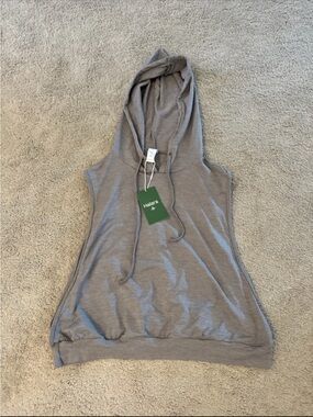 HALARA Sleeveless Hooded Top in Gray